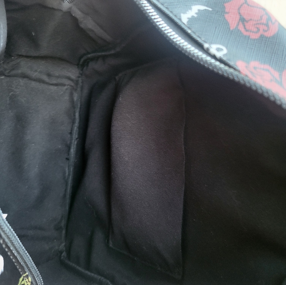 Nightmare Before Christmas Bioworld Black With Red/white Rose Patterned Backpack - Picture 15 of 16
